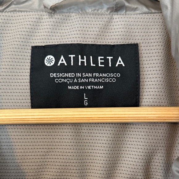 Athleta Women's Puffer Jacket - Taupe - Picture 2 of 5